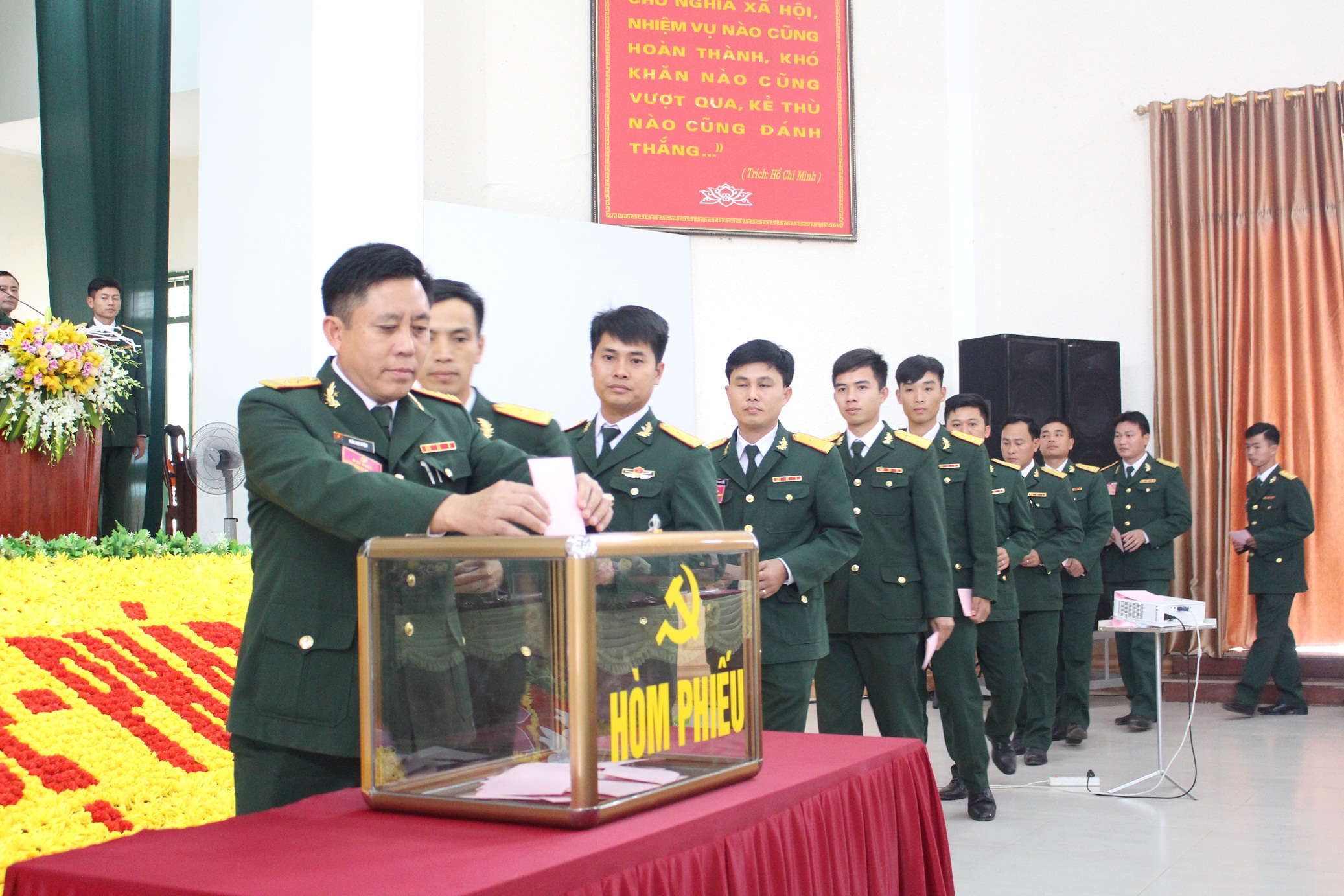 Nhìn lại thành công của đại hội Đảng bộ Trung đoàn 1