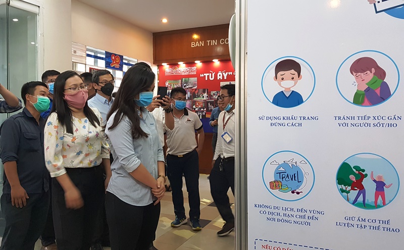 Tp Hồ Chí Minh Ra mắt buồng khử khuẩn toàn thân hạn chế lây lan và phòng chống dịch Covid-19