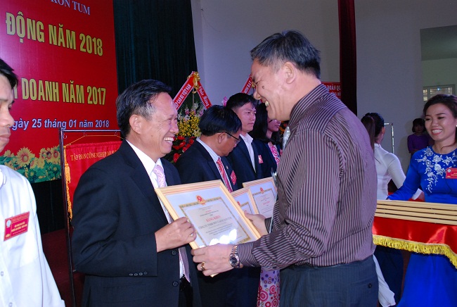 Sáng ngời phẩm chất “Bộ đội Cụ Hồ”