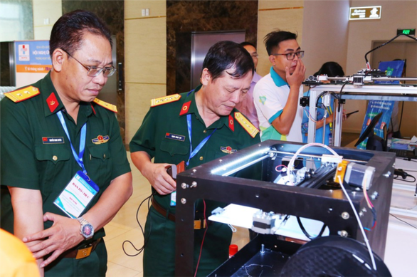 Sẽ đưa robot khử khuẩn phòng cách ly vào thử nghiệm