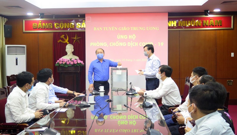 Cán bộ tuyên giáo cần tích cực tham gia phòng, chống dịch COVID-19