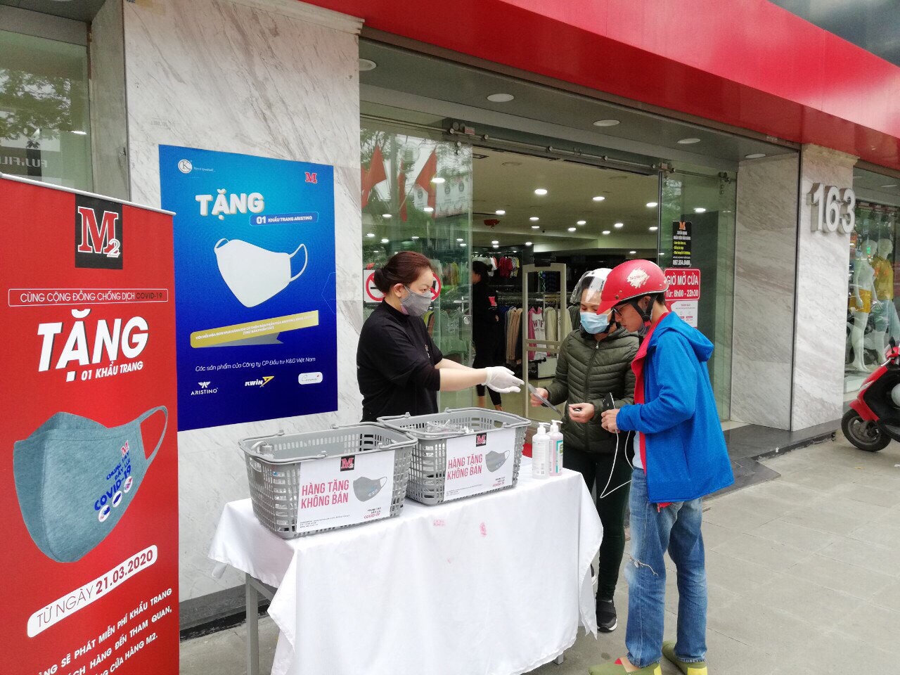 Doanh nghiệp chung tay đẩy lùi dịch Covid-19
