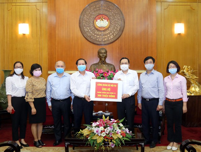 Lan tỏa tinh thần “tương thân tương ái”, chung tay phòng chống dịch