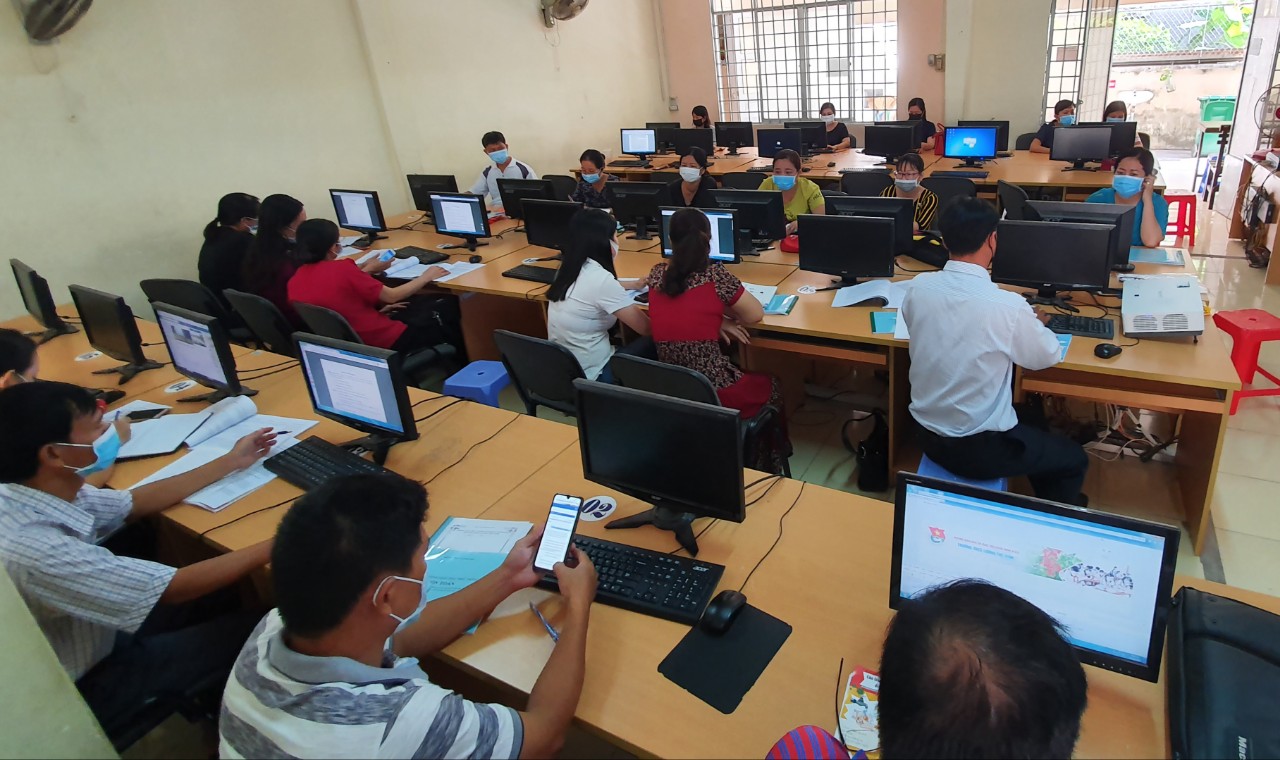 Cần Thơ tổ chức dạy học qua truyền hình cho học sinh lớp 9