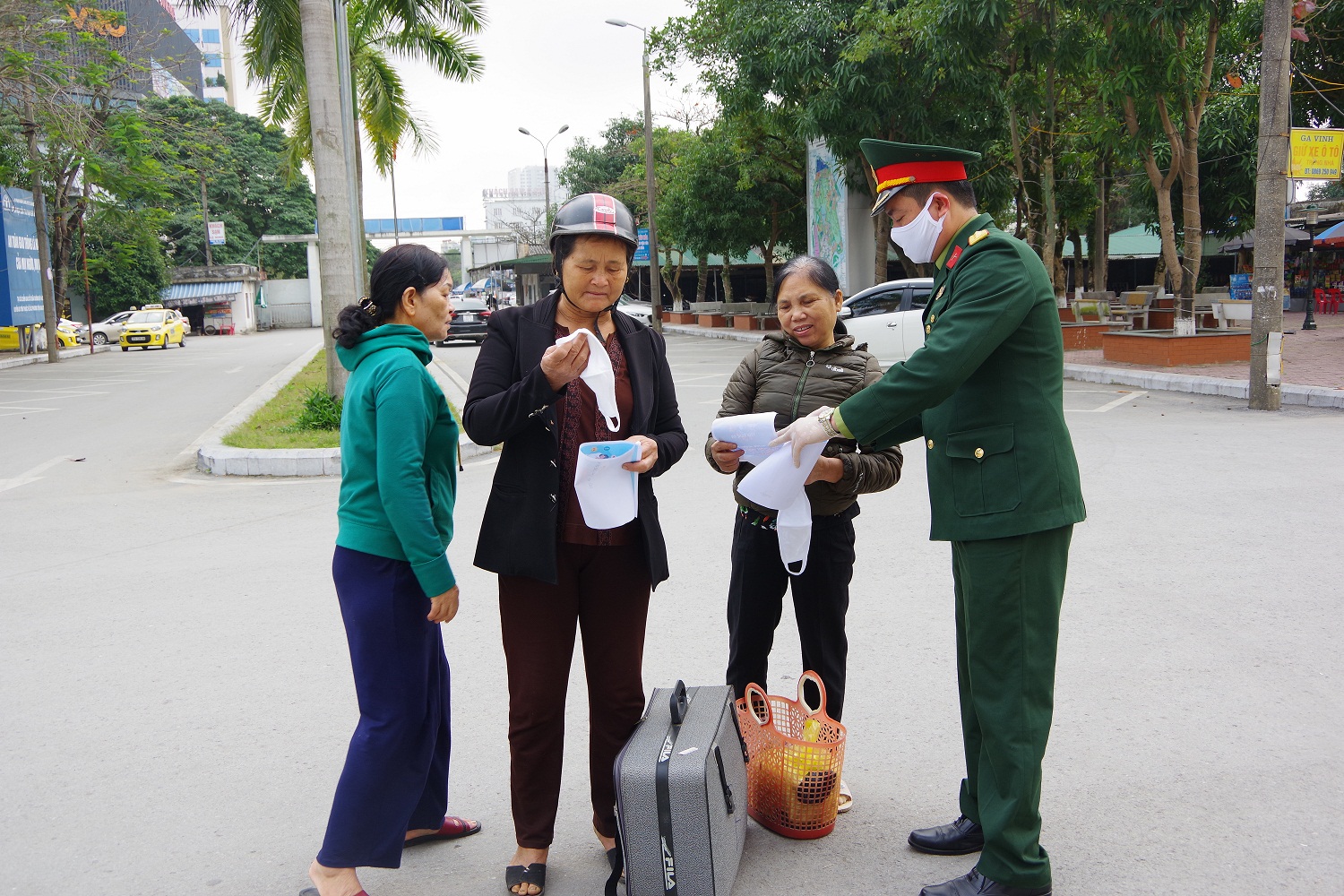 Xung kích, sáng tạo, tích cực thi đua làm nhiều việc tốt