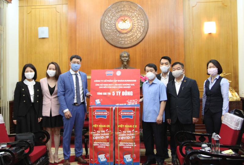 Doanh nghiệp Hà Nội chung tay ủng hộ phòng, chống dịch COVID-19