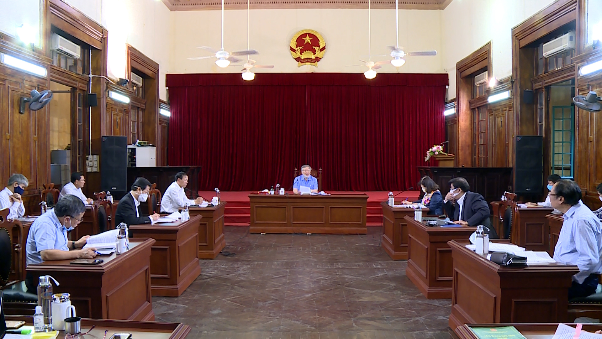 Vẫn xét xử các vụ án liên quan đến dịch bệnh COVID-19