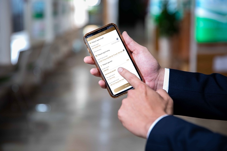 Vietcombank miễn phí chuyển tiền ủng hộ cho đồng bào bị thiệt hại do hạn hán, xâm nhập mặn