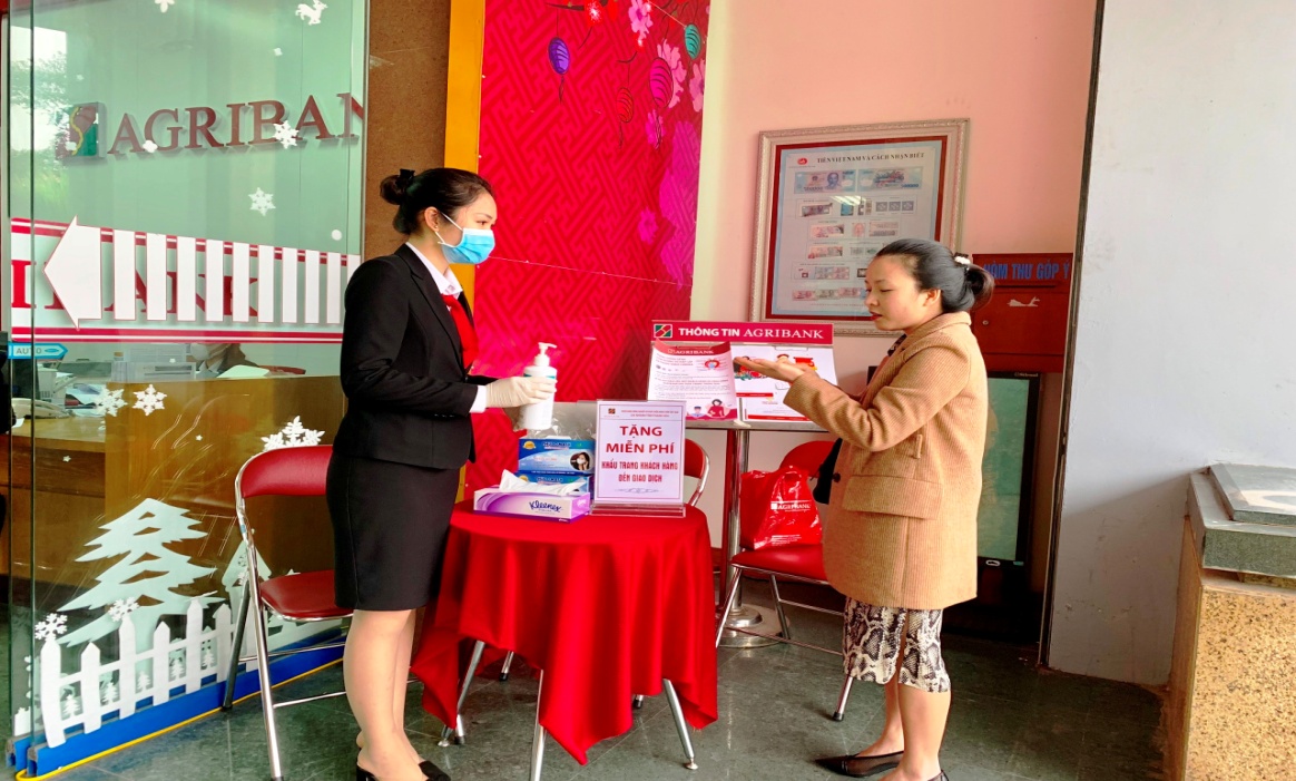 Công đoàn Agribank và đoàn viên người lao động toàn hệ thống chung tay cùng nhân dân cả nước đẩy lùi dịch Covid-19