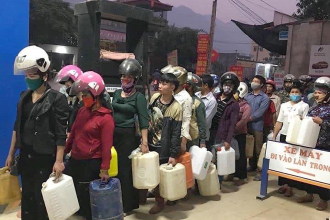 Việc tích trữ xăng, dầu tiềm ẩn nhiều nguy cơ cháy nổ