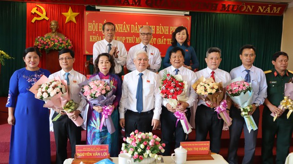 Phê chuẩn đồng chí Trần Văn Mi giữ chức Phó Chủ tịch UBND tỉnh Bình Phước