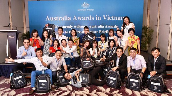 Chính phủ Australia điều chỉnh chính sách đối với người nước ngoài