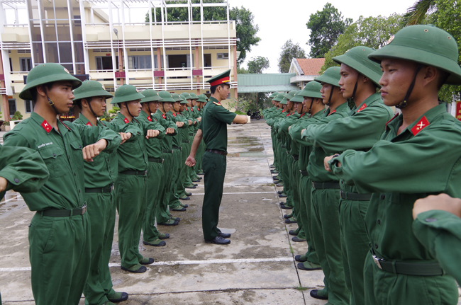 Tạo nguồn, phát triển đội ngũ đảng viên trong Quân đội