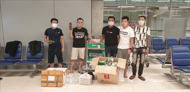 Hỗ trợ công dân Việt Nam bị mắc kẹt tại sân bay quốc tế Thái Lan