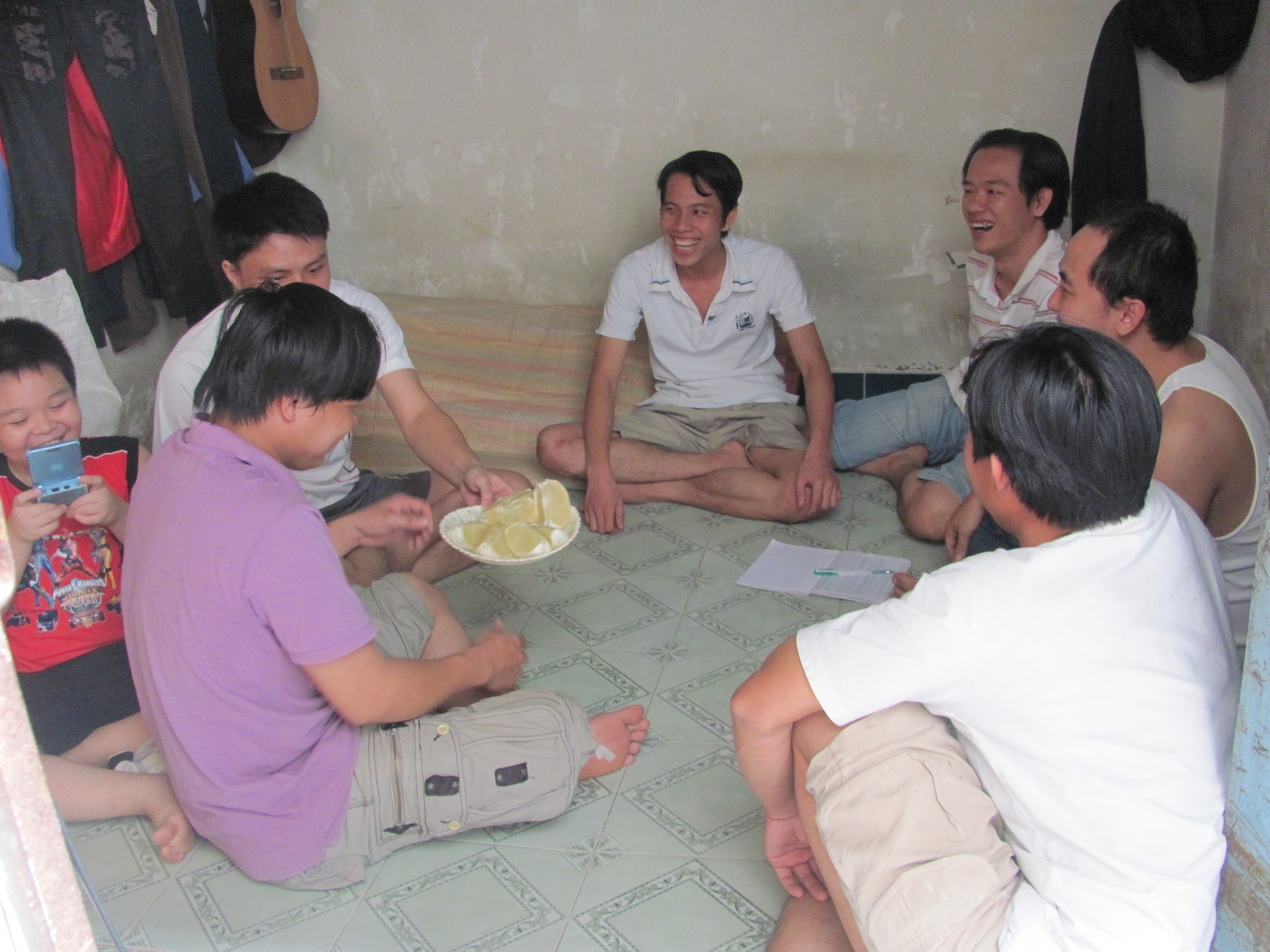 50 chủ nhà trọ giảm tiền phòng cho công nhân