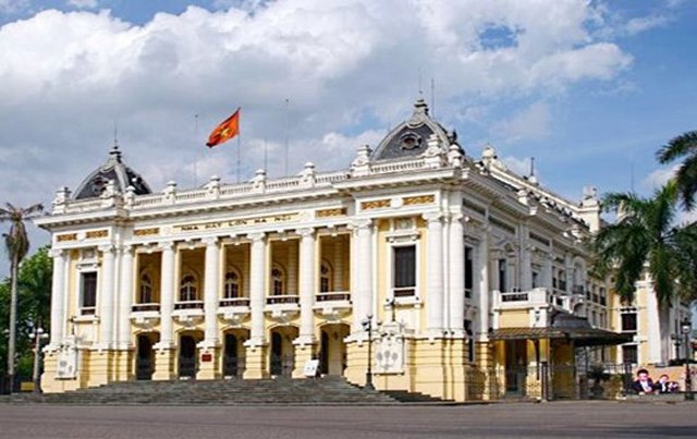 Bài 1 Lao đao thị trường biểu diễn thời COVID-19