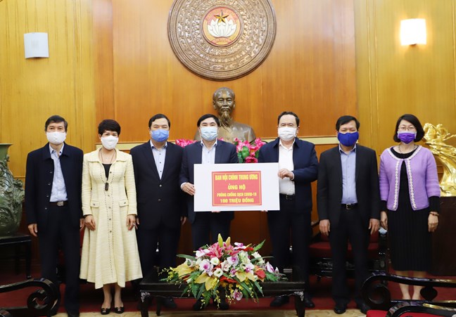 Ban Nội chính Trung ương ủng hộ công tác phòng chống dịch COVID-19