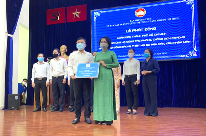 81,6 tỷ đồng ủng hộ phòng, chống COVID-19 và hạn, mặn
