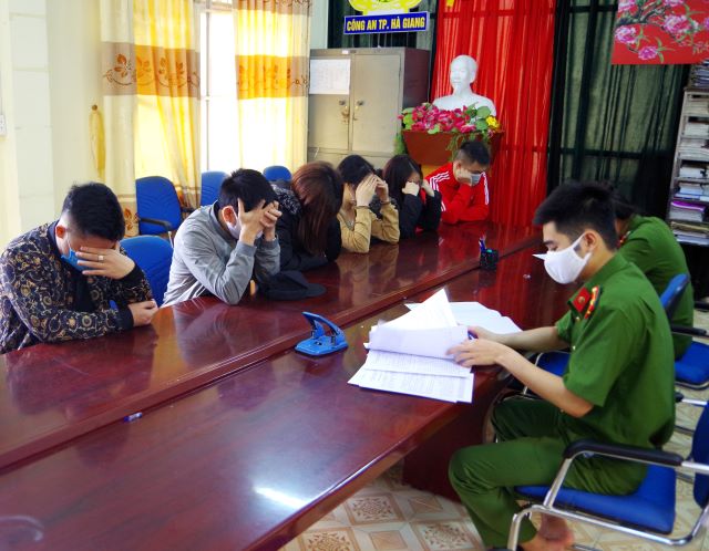Bắt giữ 16 đối tượng tụ tập sử dụng ma túy trái phép