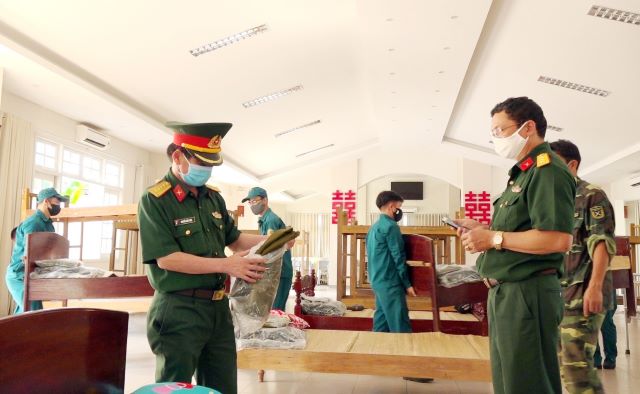 Xây dựng nền quốc phòng toàn dân vững mạnh, tạo môi trường thuận lợi phát triển kinh tế - xã hội