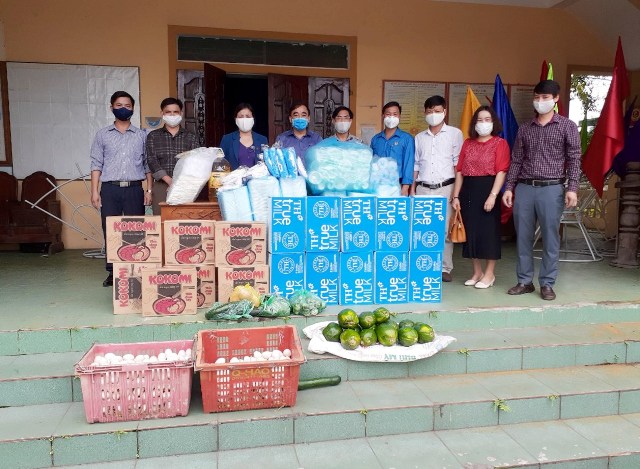 Tuổi trẻ Lộc Hà Hà Tĩnh chung sức phòng, chống dịch COVID-19
