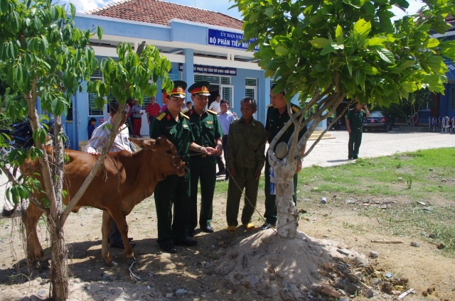 Dân vận bằng những việc làm cụ thể, thiết thực