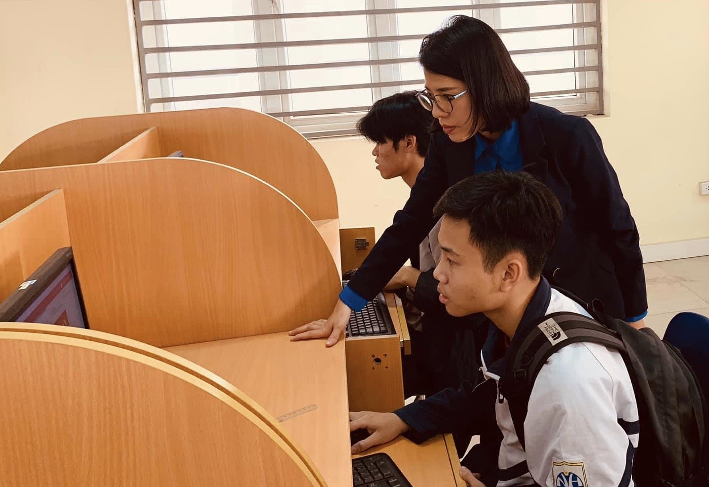 Phát động cuộc thi online hackathon “Hack Cô Vy”