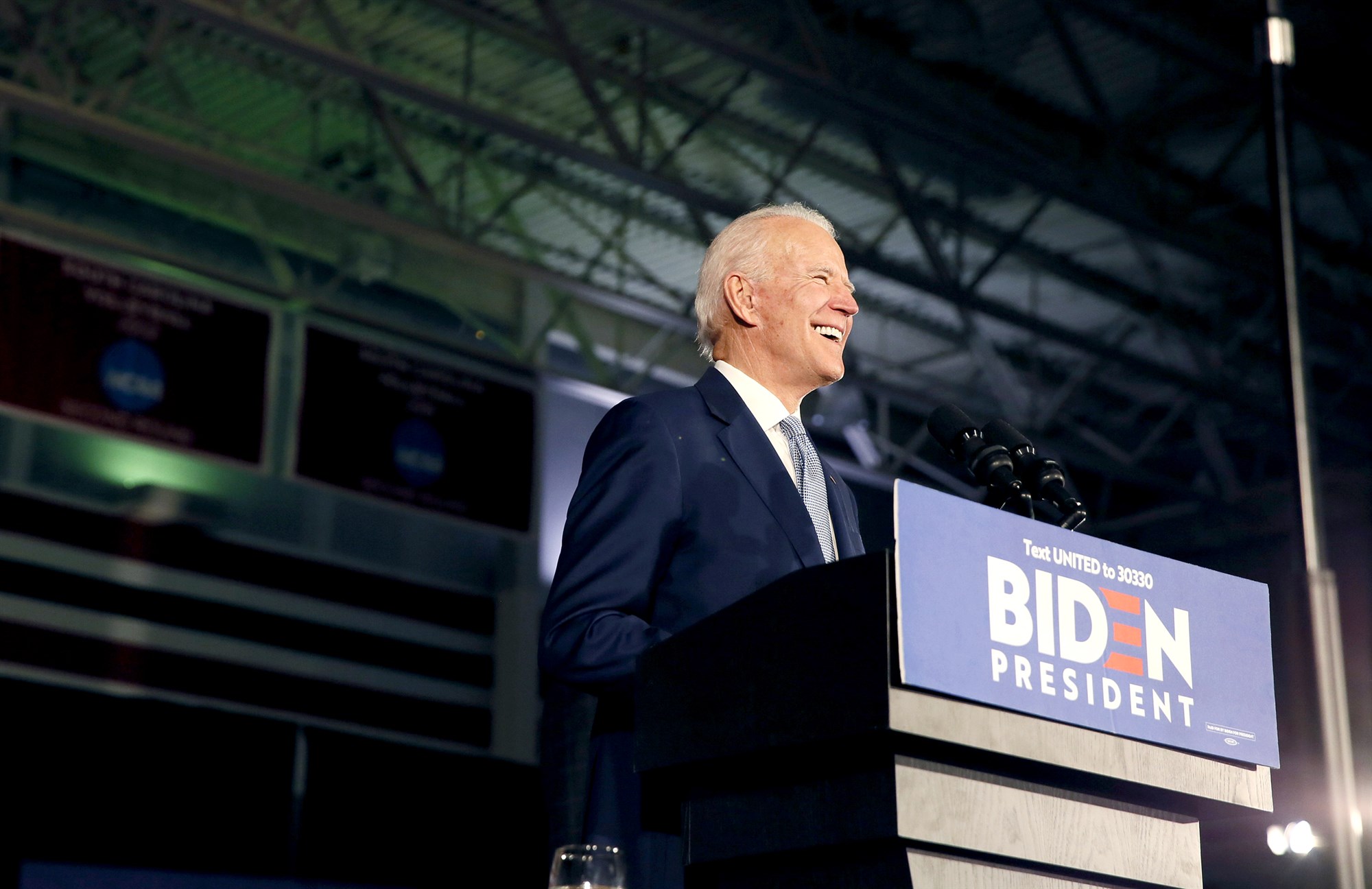 Bầu cử Mỹ 2020 Ứng cử viên Joe Biden chiến thắng tại bang Alaska