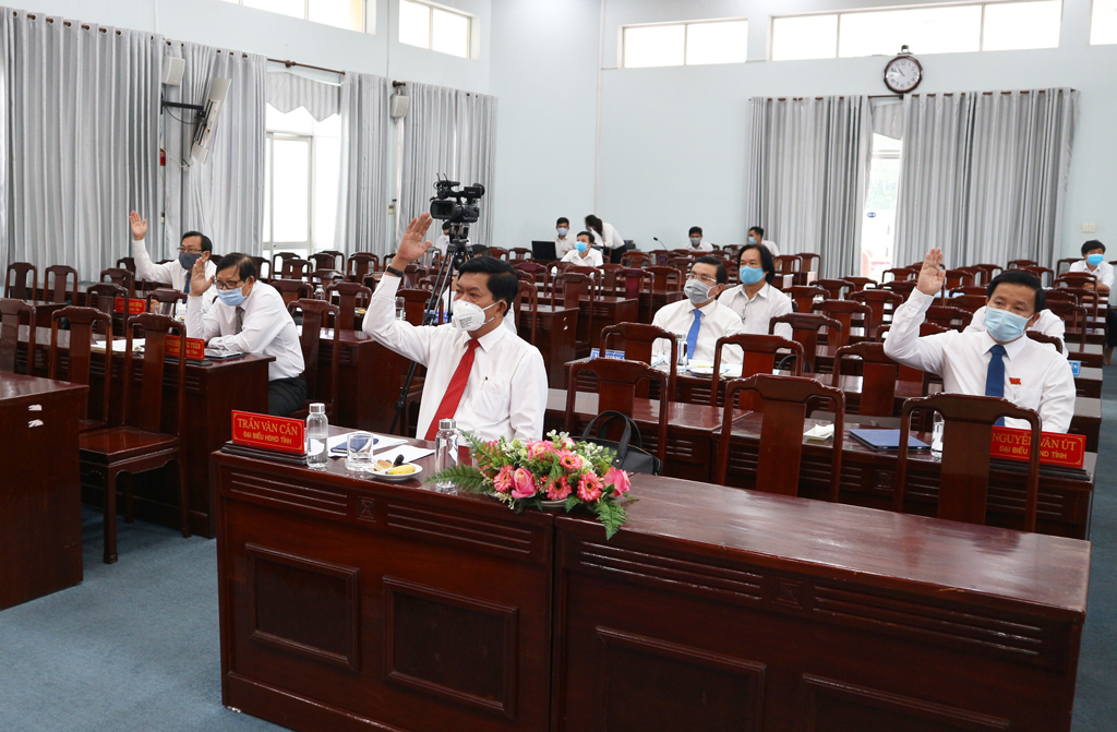 Long An phấn đấu thực hiện mục tiêu kép