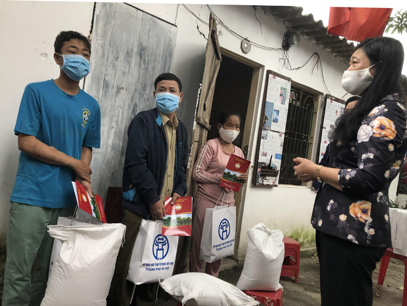 Thêm những nguồn lực gửi tới tuyến đầu chống dịch