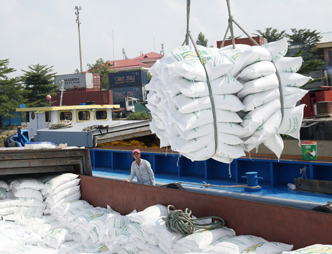 Bộ Tài chính đề nghị điều tra thông tin tiêu cực trong hoạt động xuất khẩu gạo
