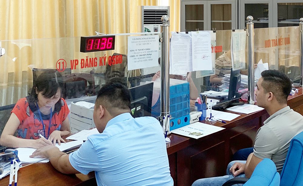 Bộ TN MT Triển khai thực hiện thủ tục hành chính trên môi trường điện tử

​