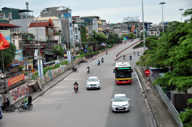 Hà Nội ngày đầu tiên thực hiện nới lỏng cách ly xã hội