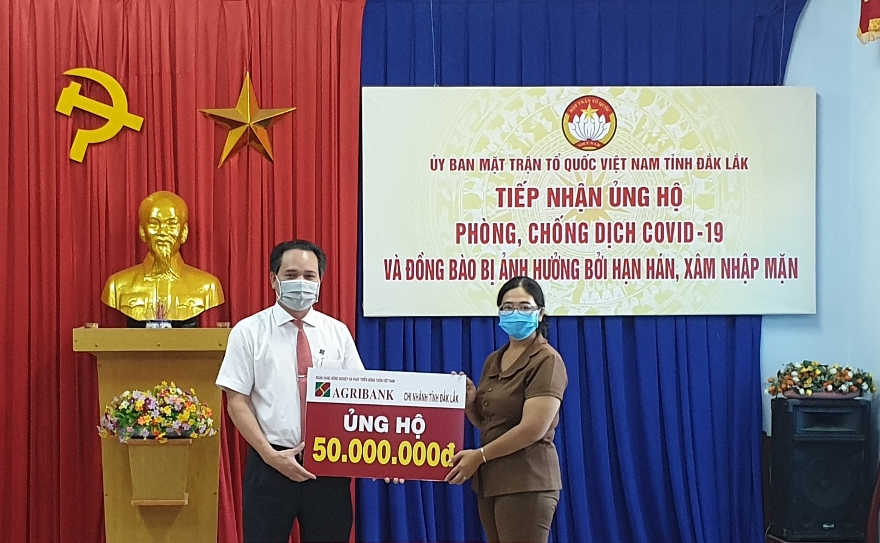 Agribank tỉnh Đắk Lắk Hơn 150 triệu đồng ủng hộ phòng, chống dịch Covid -19