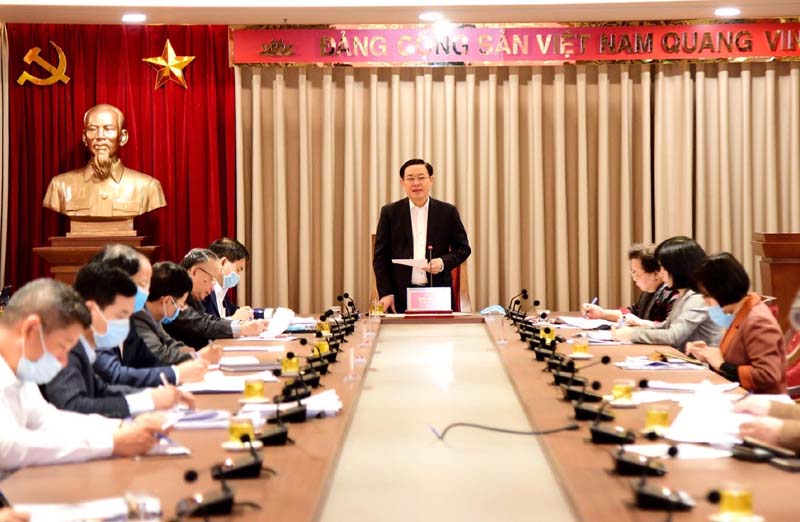 Hà Nội chi trong khả năng thu, giảm thu thì giảm chi