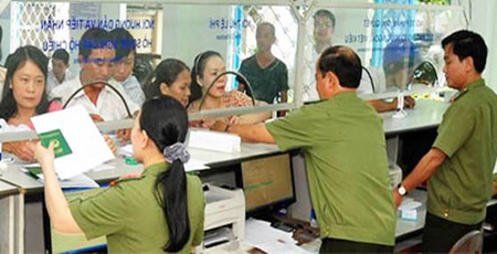 Thay thành viên BCĐ Đề án tổng thể đơn giản hóa thủ tục hành chính, giấy tờ công dân