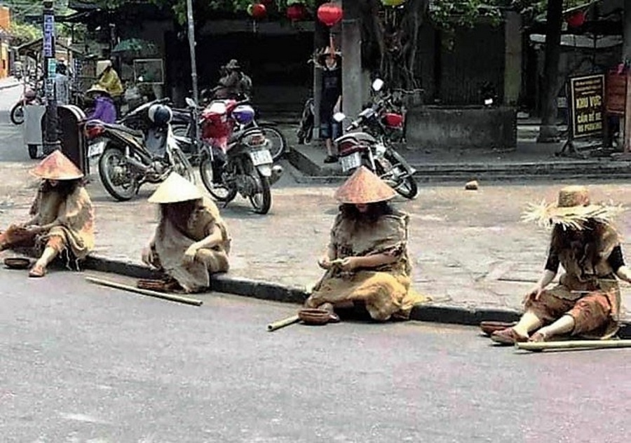 Xử phạt nhóm người “ăn xin” ở phố cổ Hội An