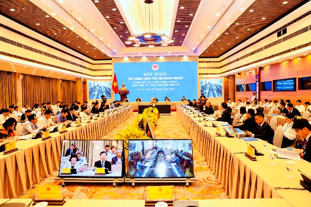 Cùng nỗ lực vượt thách thức, đón thời cơ, phục hồi nền kinh tế