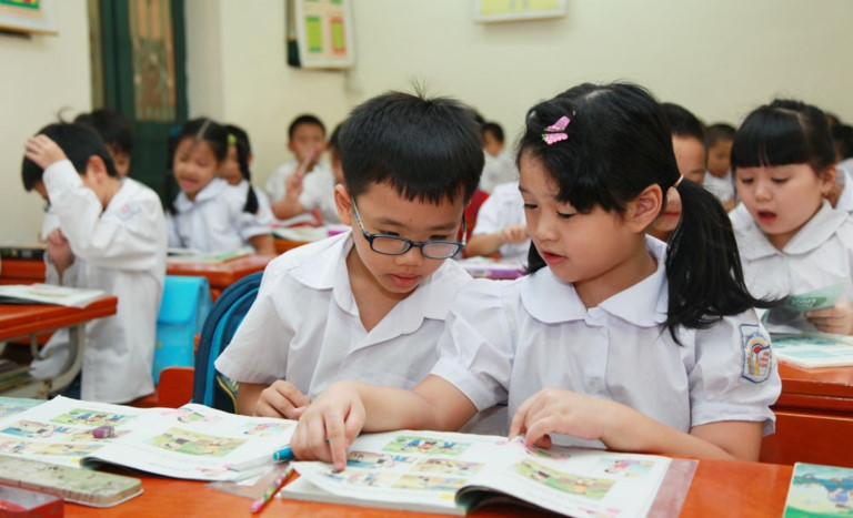 Yêu cầu cung cấp thông tin kết quả lựa chọn SGK lớp 1 trước 20 5