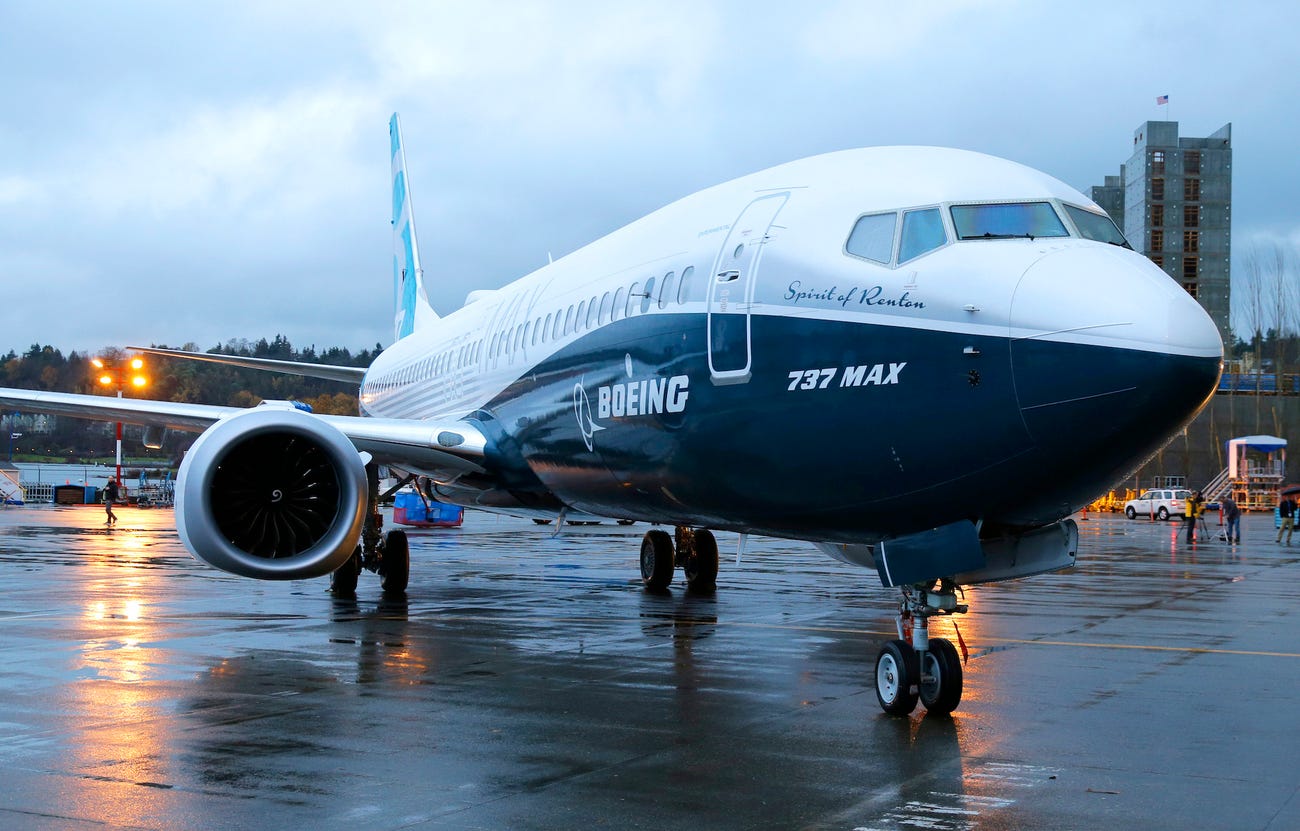 Boeing mất hàng trăm đơn hàng máy bay 737 MAX do COVID-19
