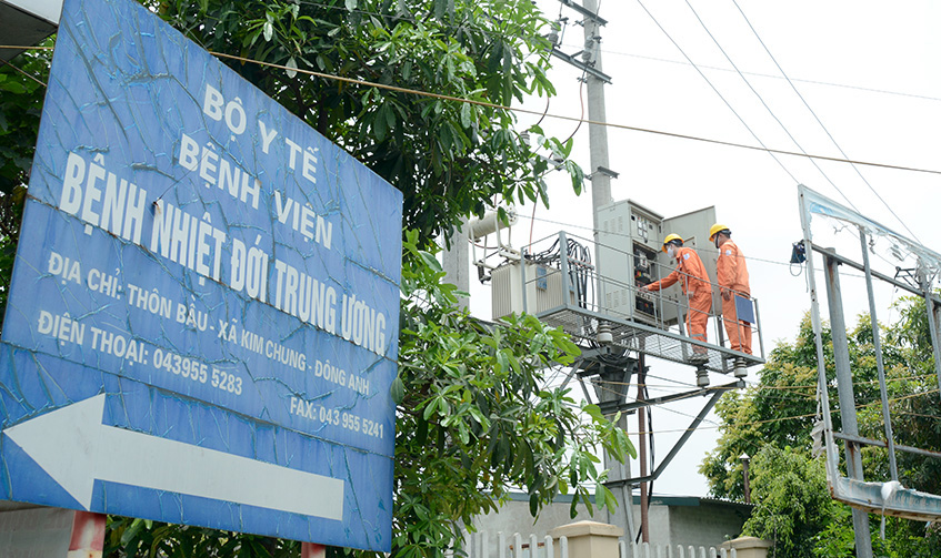 Điện song hành cùng tuyến đầu chống dịch
