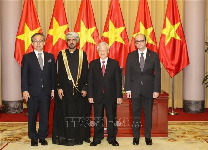 Tổng Bí thư, Chủ tịch nước Nguyễn Phú Trọng tiếp các Đại sứ trình Quốc thư