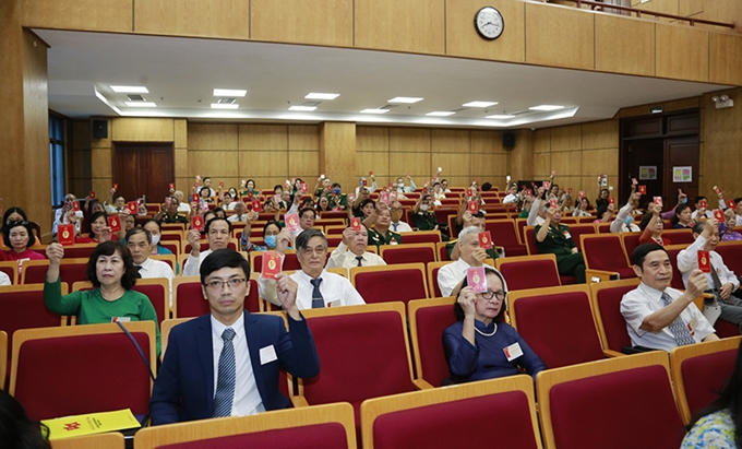 Tổ chức nào là tổ chức điều hành và giúp việc tại đại hội Đảng