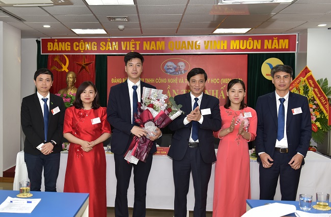 Công tác xây dựng Đảng tại một doanh nghiệp tư nhân