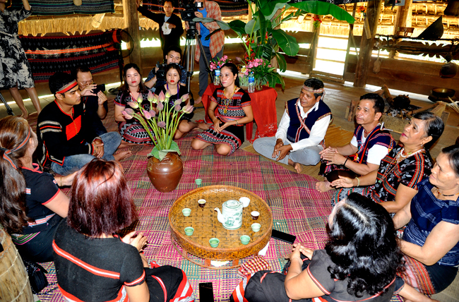 Tháng Năm nhớ Bác tại ngôi nhà chung của các dân tộc