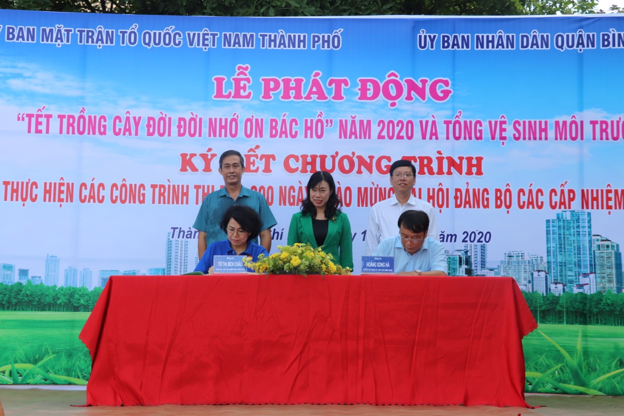Phối hợp thực hiện nhiều chương trình chào mừng đại hội Đảng các cấp