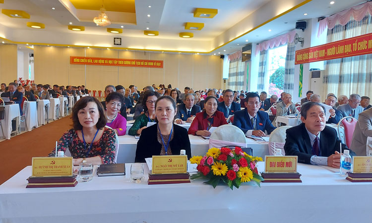 Tham dự đại hội các cấp của Đảng bao gồm những thành phần nào