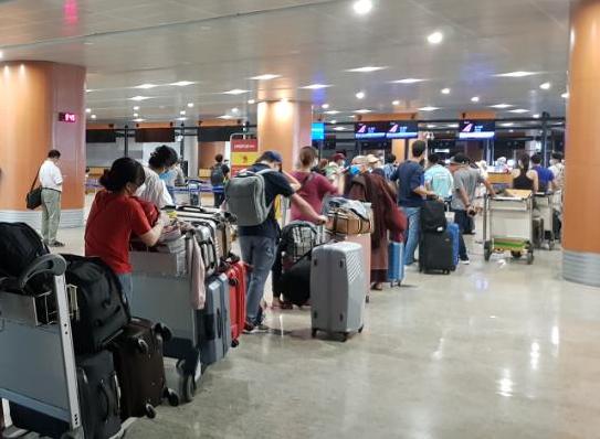 Đưa công dân Việt Nam từ Myanmar về nước an toàn