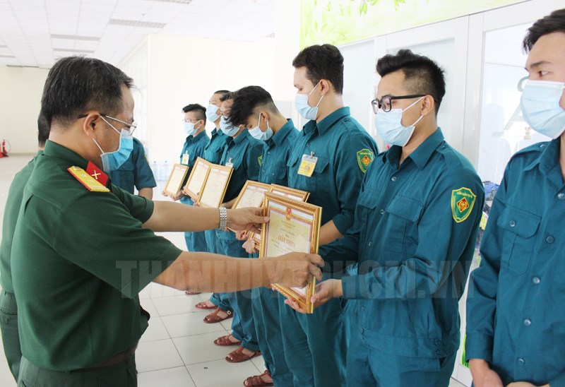 Hướng dẫn công tác thi đua, khen thưởng về Dân quân tự vệ