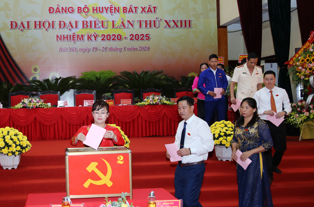 Lào Cai, Kon Tum tổ chức thành công Đại hội điểm cấp huyện